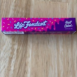 Half Caked Lip Fondant in LOW KEY